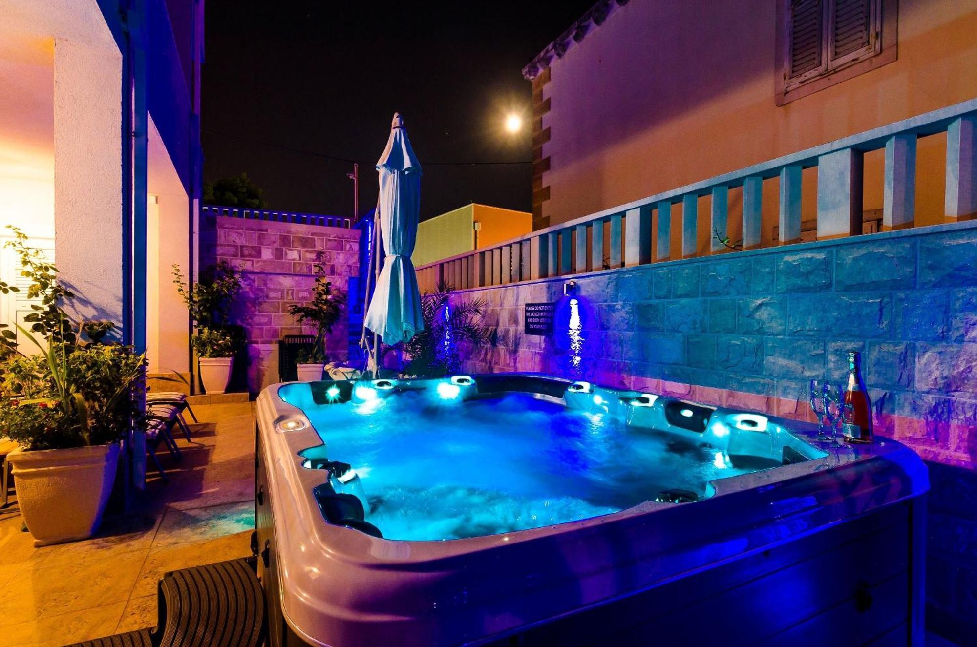 Villa Aura - Comfort Double Room ดูบรอฟนิก ภายนอก รูปภาพ