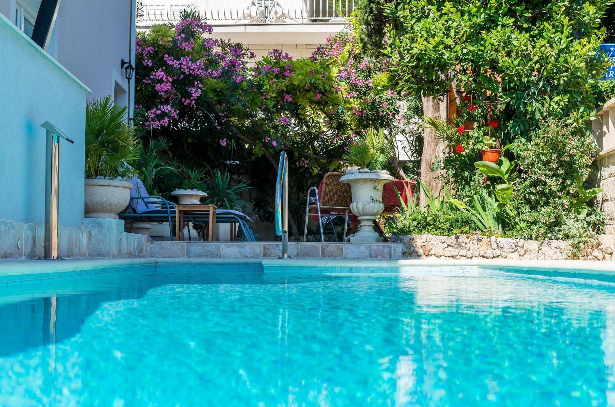 Villa Aura - Comfort Double Room ดูบรอฟนิก ภายนอก รูปภาพ