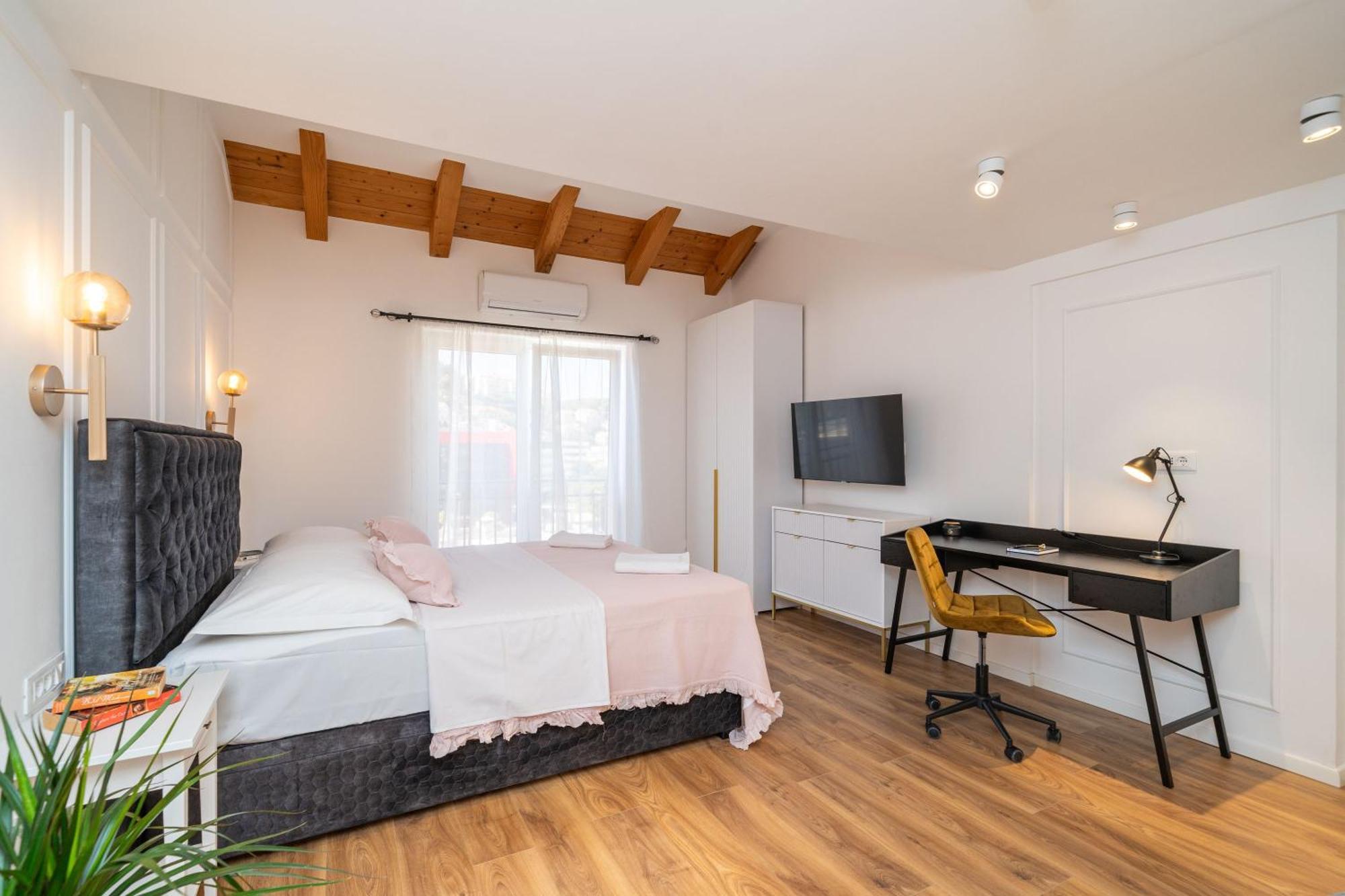 Villa Aura - Comfort Double Room ดูบรอฟนิก ภายนอก รูปภาพ